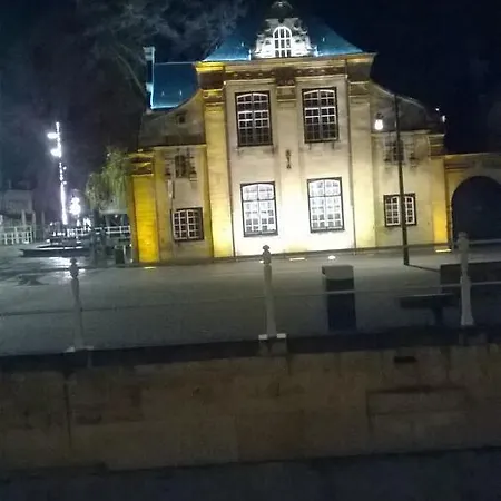 Otel Ziza 2*